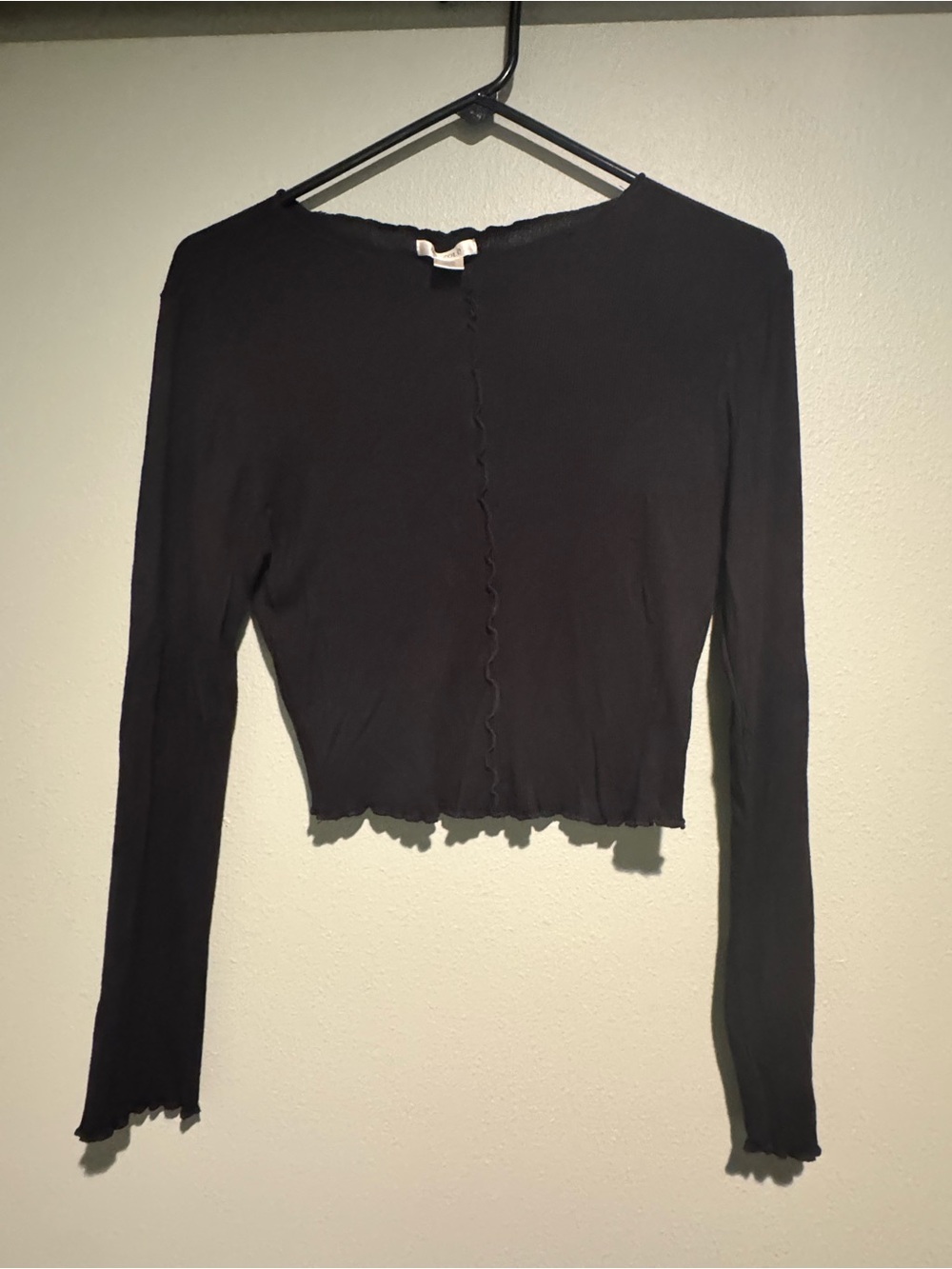 Bozzolo black Ruffled Edge Long Sleeve Crop Top size large